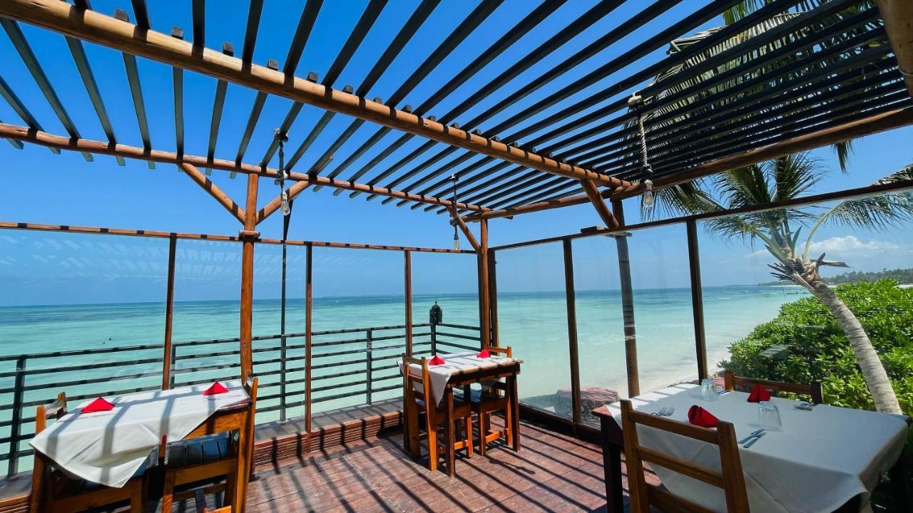 The Beach B&B Uroa Buitenkant foto